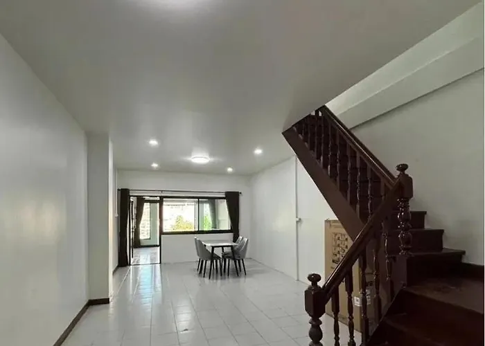 Homestay Near Bts Bangchan And Safari Townhouse One Bedroom Cooking